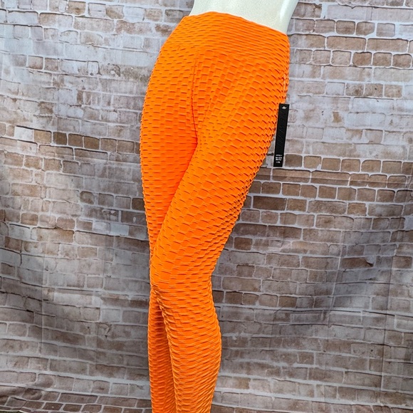 New Mix Women's Butt Scrunch Textured Neon Workout Leggings - Size: L / XL - NWT - Picture 2 of 11